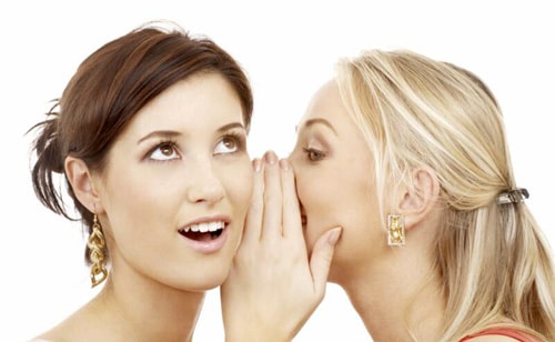 Thay vì bắt chồng phải nghe bạn tán chuyện, hãy tìm một cô bạn gái để thỏa sức 