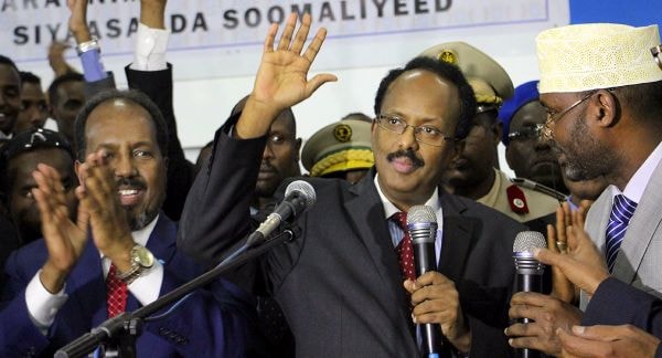 Tổng thống Somalia Mohamed Abdullahi Mohamed từng là một người xin tị nạn vào Mỹ. Ảnh: Politico