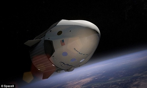 Tàu vũ trụ Dragon có thể vận hành tự động trong phần lớn quá trình bay. Ảnh: SpaceX.