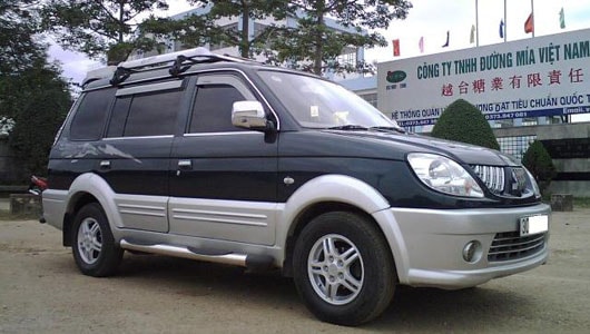 Một chiếc ô tô cũ Mitsubishi Jolie đời 2004-2009 có giá dao động từ 250-300 triệu đồng. Ảnh minh họa