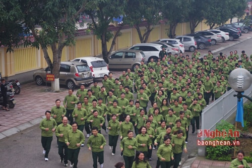  Tổ chức ngày chạy CISM Olympic chào mừng ngày lễ ra quân huấn luyện năm 2017. Ảnh Lê Văn Phú.