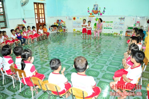 Giờ học của cô trò  Trường Mầm non xã Nghĩa Thái