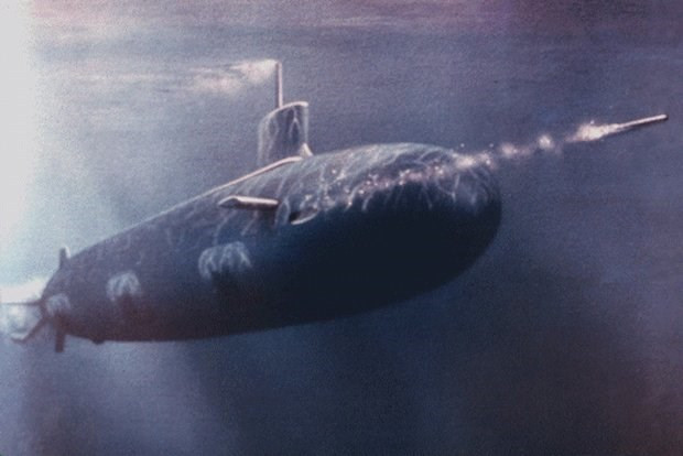 Việc những chiếc tàu ngầm ẩn hiện dưới làn nước sâu mang theo trong mình những quả ngư lôi chết chóc luôn là nỗi bất an của bất cứ tàu chiến mặt nước đối phương nào dám đối đầu với chúng. Nguồn ảnh: Naval Technology