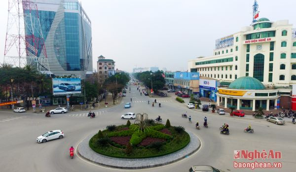 Ngã 5, nơi có đường Nguyễn Thị Minh Khai (TP. Vinh). Ảnh: Đức Anh