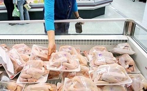 Tạm ngừng nhập khẩu gia cầm từ Mỹ vì cúm gà