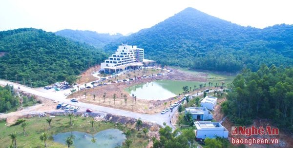 Khu sinh thái Mường Thanh Safari Land Diễn Lâm - Diễn Châu thu hút đông đảo khách du lịch.