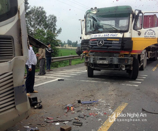 Hiện trường vụ tai nạn. Ảnh: Trần Phong