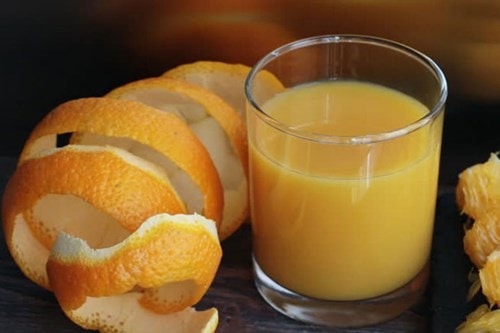 Cam là một trong những loại trái cây phổ biến có lợi cho sức khỏe cũng như da và tóc.