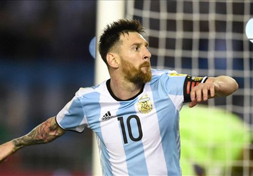 Argentina giành được ba điểm quan trọng nhờ bàn duy nhất của Messi. Ảnh: Reuters