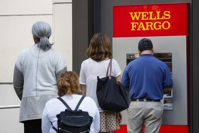 Wells Fargo sẽ áp dụng rút tiền từ ATM bằng điện thoại. Ảnh: Phonearena