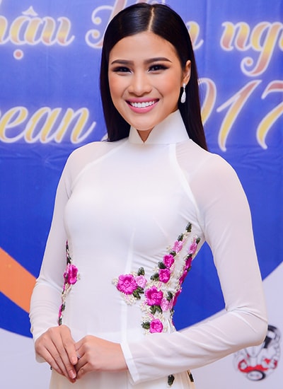 nguyen-thi-thanh-bat-chap-lenh-cam-thi-chui-nhan-sac-o-ai-cap