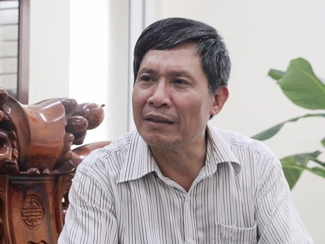 Phó trưởng Ban Tổ chức Tỉnh ủy Thanh Hóa Phan Quang Vinh trao đổi với báo chí. Ảnh: Thắng Quang.