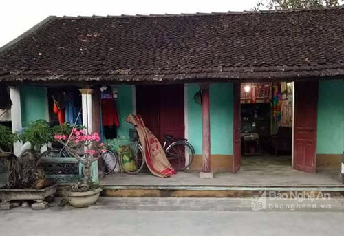 Ngôi nhà nhỏ nơi gia đình ông Hồ Văn Điều sinh sống tại xóm 6, Quỳnh Văn, Quỳnh Lưu.