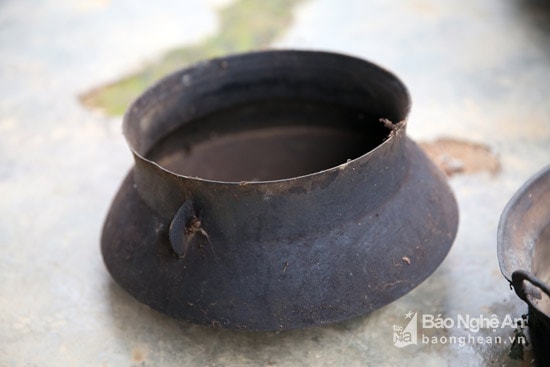 Và những chiếc nhỏ hơn thì không thiết kế quai cầm.