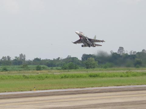 Tiêm kích Su-30MK2 Việt Nam.