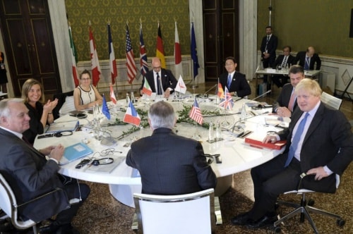 Các ngoại trưởng nhóm G7 họp tại Lucca, Italy. Ảnh: AP
