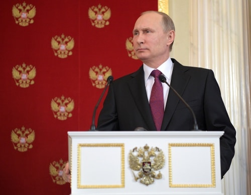 Tổng thống Nga Putin trong cuộc họp báo chung hôm qua với người đồng cấp Italy