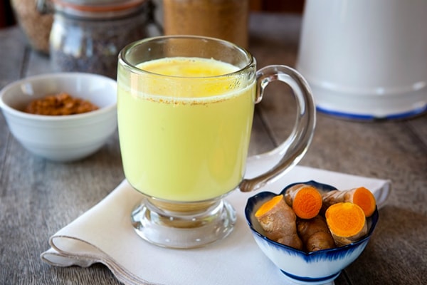 Vi sao ban nen lam nuoc nghe am de uong ngay hom nay