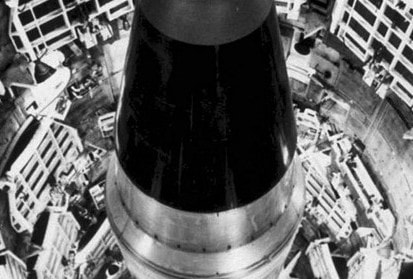 ICBM Titan II mang đầu đạn W53 Mt, khiến nó là vũ khí hạt nhân mạnh nhất của Mỹ trong thời Chiến tranh Lạnh.