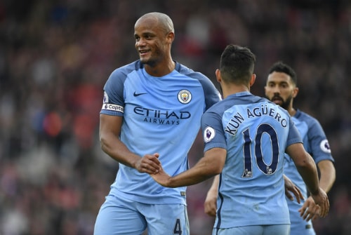 Kompany trở lại đảm bảo sự vững chắc cho khung thành Man City. Ảnh: Reuters.