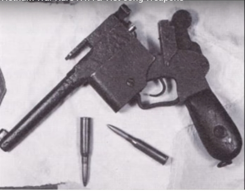 Súng ngắn Mauser C96 đơn giản hóa. Ảnh:forum.guns.ru