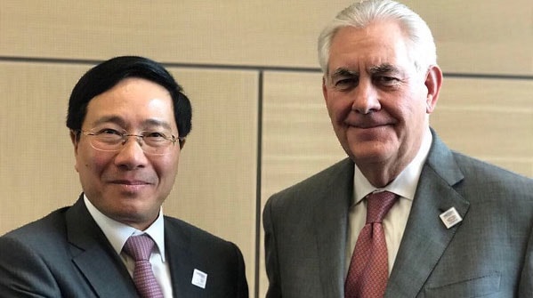 Phó Thủ tướng Phạm Bình Minh và Ngoại trưởng Hoa Kỳ Rex Tillerson.