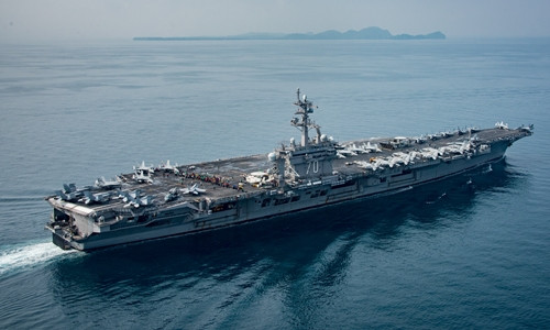 Tàu sân bay Mỹ USS Carl Vinson. Ảnh: Reuters.