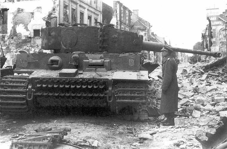 Số phận của Tiger cũng kết thúc như số phận của nước Đức phát xít, khi nó và nhiều loại vũ khí tối tân khác của Hitler không thể giúp Đức dành được chiến thắng trong cuộc chiến vô nghĩa mà chúng tạo nên. Nhưng ở một khía cạnh nào đó Tiger vẫn thể hiện mình là một dấu chấm đậm trong lịch sử phát triển công nghệ xe tăng thế giới trong thế kỷ 20. Nguồn ảnh: The Armored Patrol.