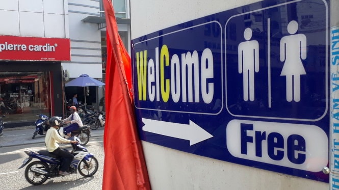 Công sở mở nhà vệ sinh miễn phí cho du khách 