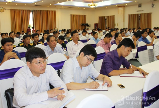 Các học viên tham gia lớp tập huấn