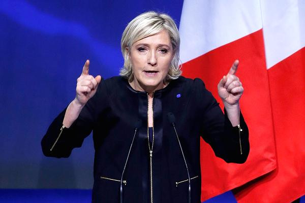 Bà Marine Le Pen nổi tiếng với chính sách dân tộc cứng rắn cùng phương châm “Nước Pháp trước tiên”. Ảnh: Getty