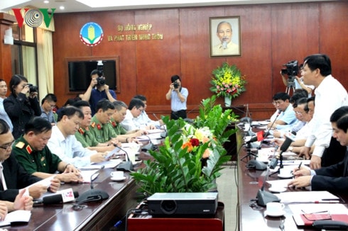 bo nong nghiep hop khan ban giai phap cuu nganh chan nuoi lon hinh 1
