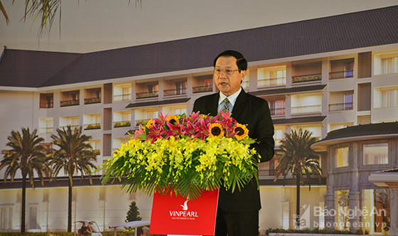 Phó Chủ tịch UBND tỉnh Lê Minh Thông phát biểu tại buổi lễ. Ảnh: Thành Duy