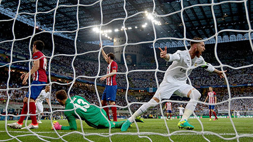 Pha lập công của Ramos trong trận chung kết Champions League 2015/2016 giữa Real và Atletico.  Ảnh: Internet.