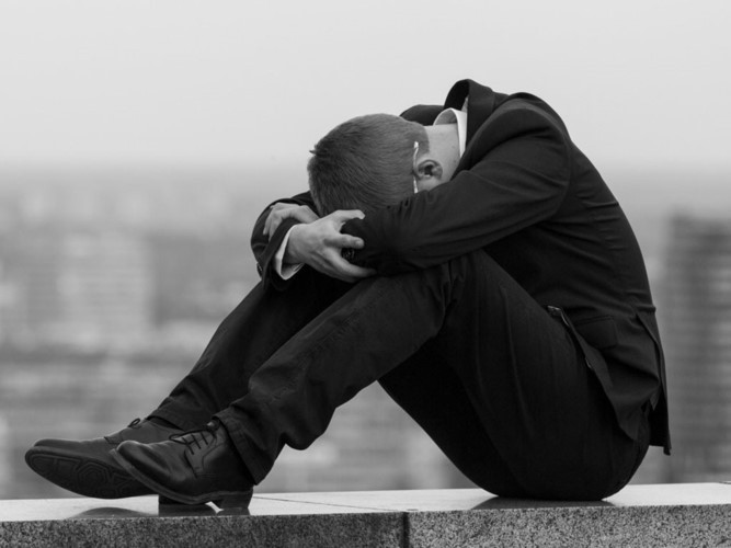 Trầm cảm: Thiếu canxi có thể ảnh hưởng tới sức khỏe tinh thần. Lượng canxi thấp cũng có liên quan tới trầm cảm và suy nghĩ lo âu.