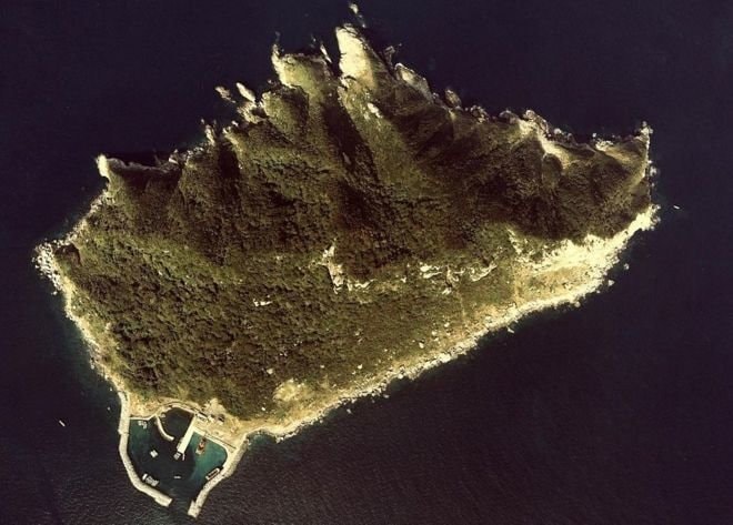 ​Hòn đảo chỉ dành cho đàn ông của Nhật Bản sẽ là di sản UNESCO? 