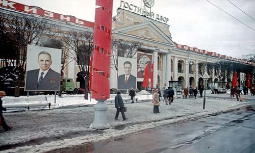 Đường phố Nevsky Prospekt năm 1976. Ảnh: ER.