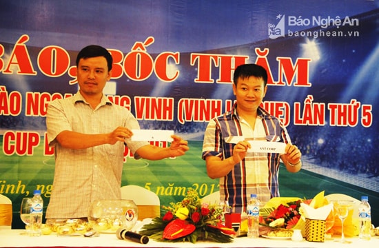 Lễ bốc thăm chia bảng Giải Vinh League lần thứ 5. 