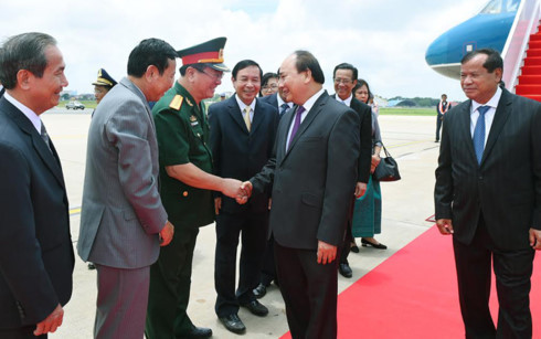 thu tuong den phnom penh du dien dan kinh te the gioi ve asean hinh 1