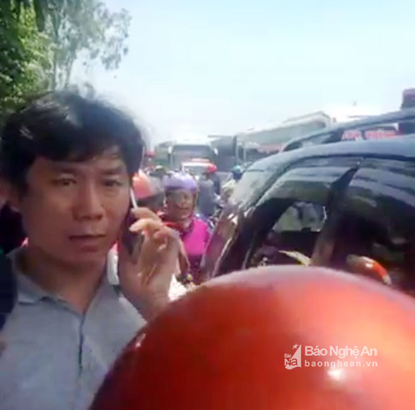 Nguyễn Đình Thục liên tục gọi điện kích động giáo dân đến chặn quốc lộ 1A để 