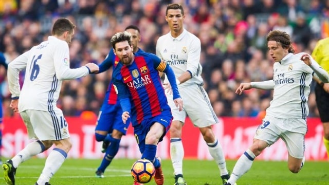  Barca đang dẫn đầu nhưng quyền kiểm soát cuộc đua đang thuộc về Real