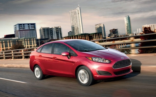 Có giá từ 579 triệu đồng, Ford Fiesta luôn được đánh giá cao về chất lượng không thua kém gì sản phẩm trên thị trường khác.