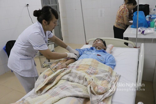 Bệnh viện Đa Khoa Hưng Nguyên tạo điều kiện, hỗ trợ cho gia đình bà Tam được 