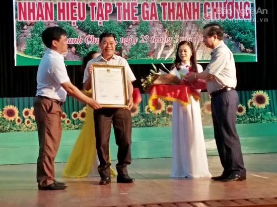 Xây dựng thương hiệu gà Thanh Chương. Ảnh: Trần Đình Hà