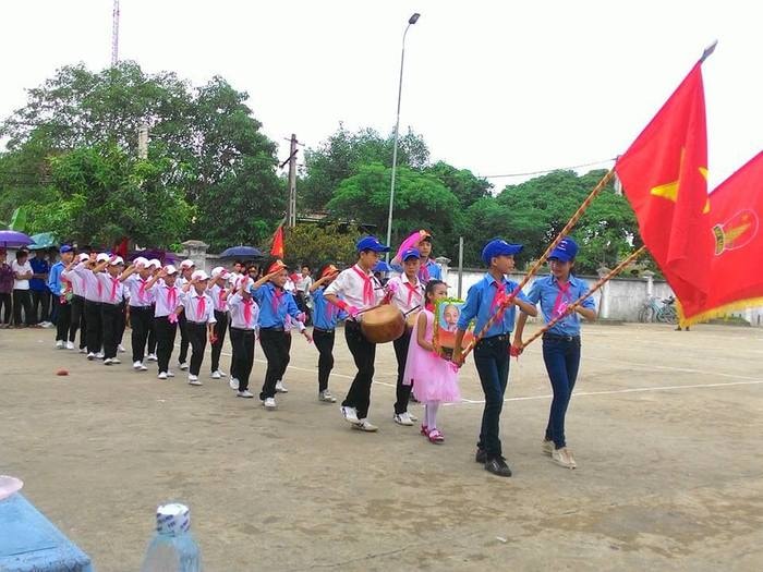 Thi nghi thức Đội là hoạt động được Huyện đoàn Hưng Nguyên tổ chức thường niên ở cấp xã và 5 năm/lần ở cấp huyện. Ảnh cơ sở cung cấp.