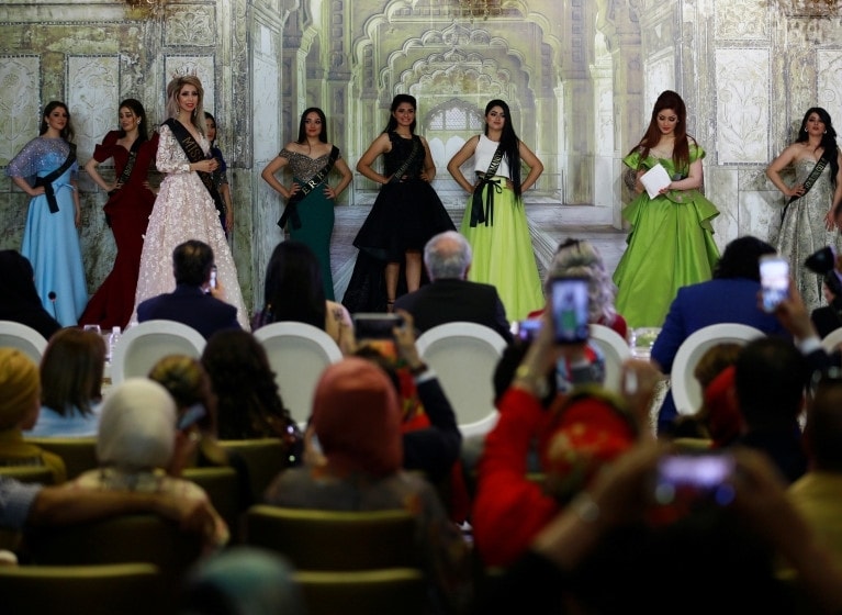 Iraq có tới 40 năm không tổ chức các cuộc thi sắc đẹp. Năm 2015, lần đầu tiên, Miss Iraq được khởi động lại. Shaymaa Abdelrahman, năm đó tròn 20 tuổi, trở thành hoa hậu hiếm hoi của quốc gia này sau bốn thập kỷ.