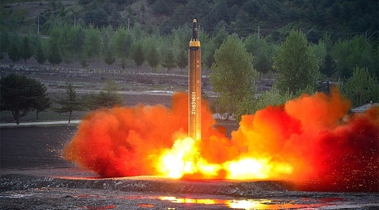 Một vụ thử tên lửa của Triều Tiên. Ảnh: KCNA/Reuters