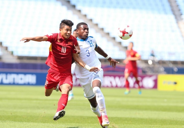 Trọng Đài cùng với Quảng Hải, có khả năng được gọi vào U22 VN dự SEA Games 2017