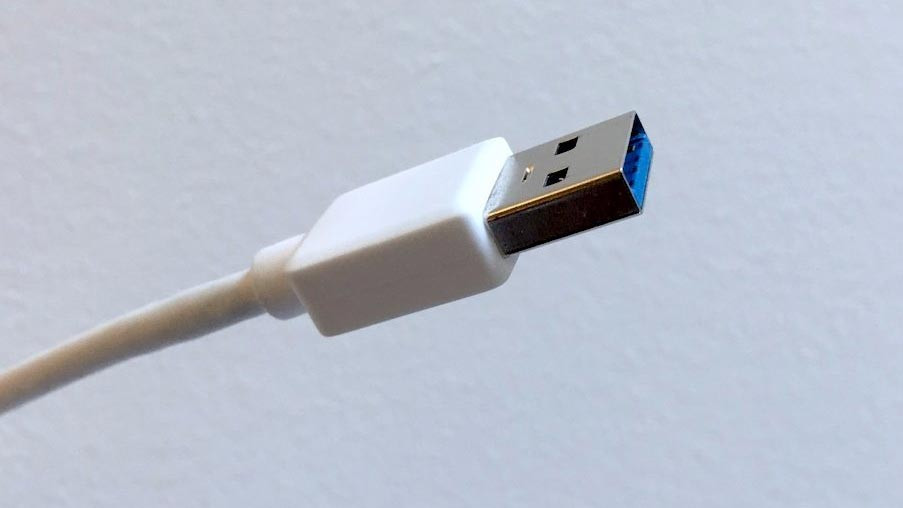Cổng USB-A truyền thống bắt đầu được đưa vào sử dụng từ năm 1996. Ảnh: BI