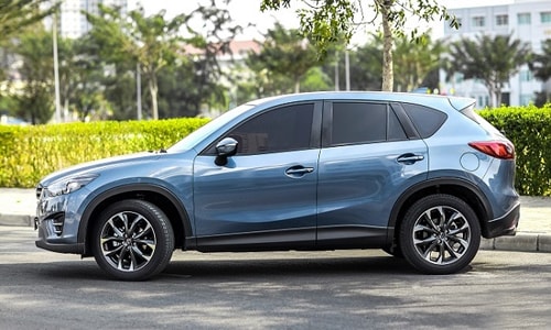 Mazda CX-5 vững ngôi đầu phân khúc. 